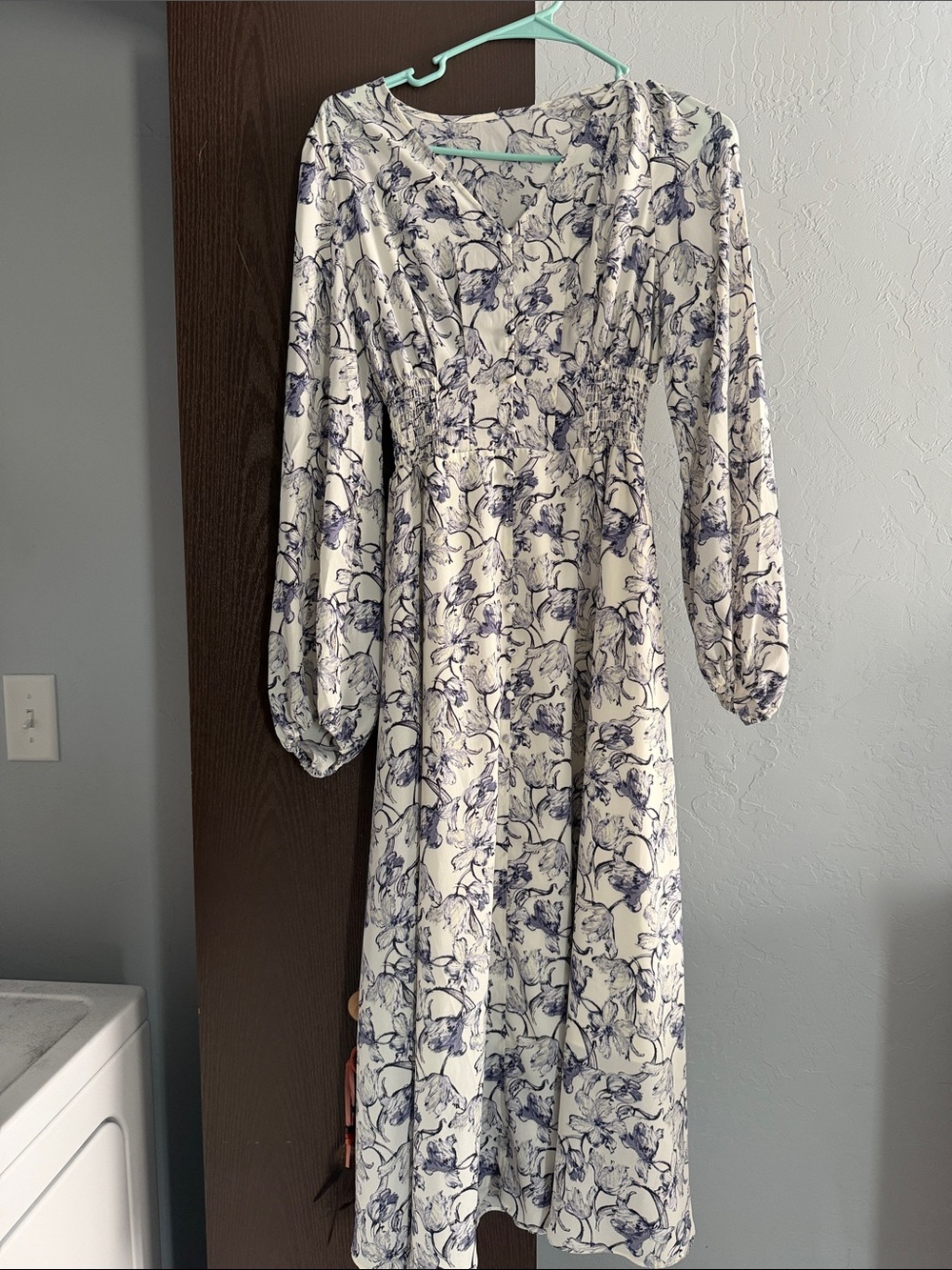 Women's Cream and Navy Floral Long Sleeve Midi Dress